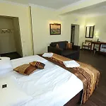 Home Hotel