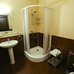 Home Hotel 3*