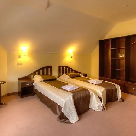 Ξενοδοχείο Home Hotel Μπούκοβελ