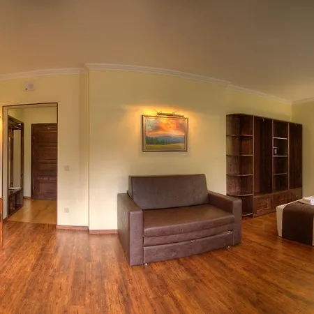 Home Hotel 3*