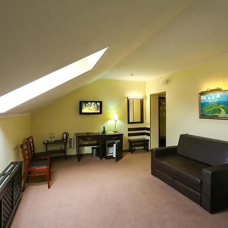 Home Hotel Ξενοδοχείο Μπούκοβελ