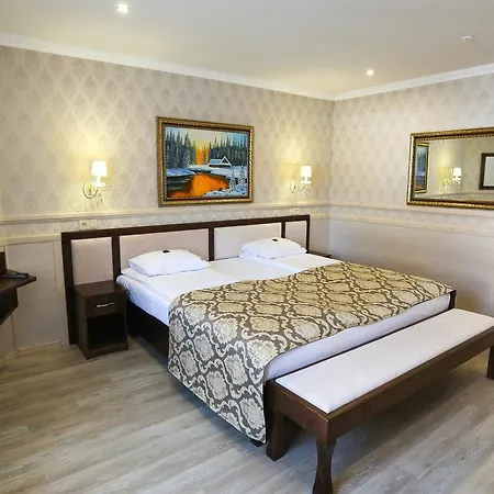 Home Hotel