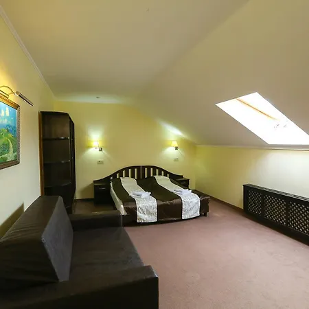 Home Hotel 3* Μπούκοβελ