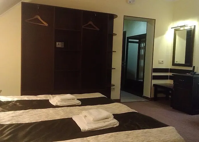 Home Hotel 3* بوكوفِل