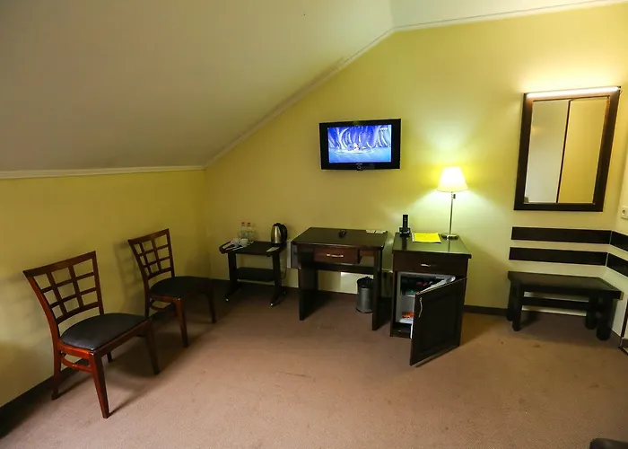 Home Hotel