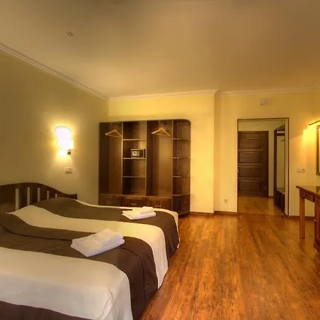 Home Hotel Отель