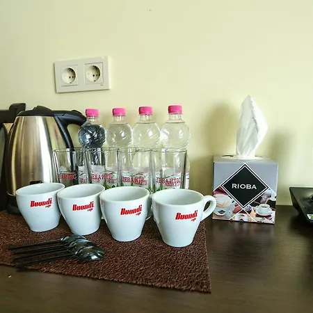 Ξενοδοχείο Home Hotel Μπούκοβελ