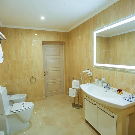 Home Hotel