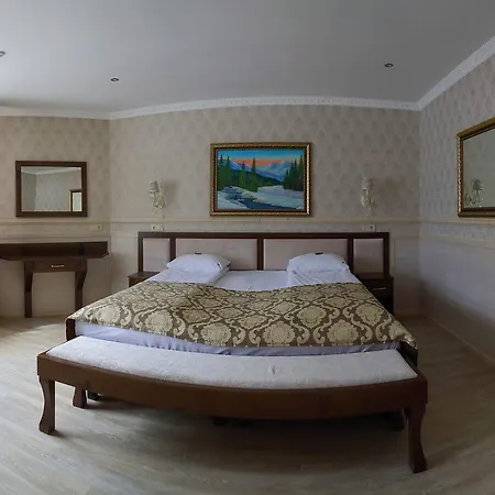 Home Hotel