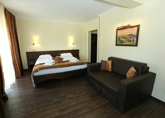 Otel Home Hotel Bukovel