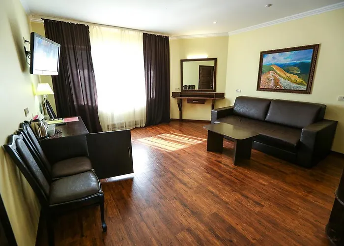 Home Hotel Otel 3*