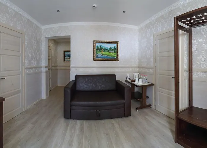 Home Hotel Otel 3*